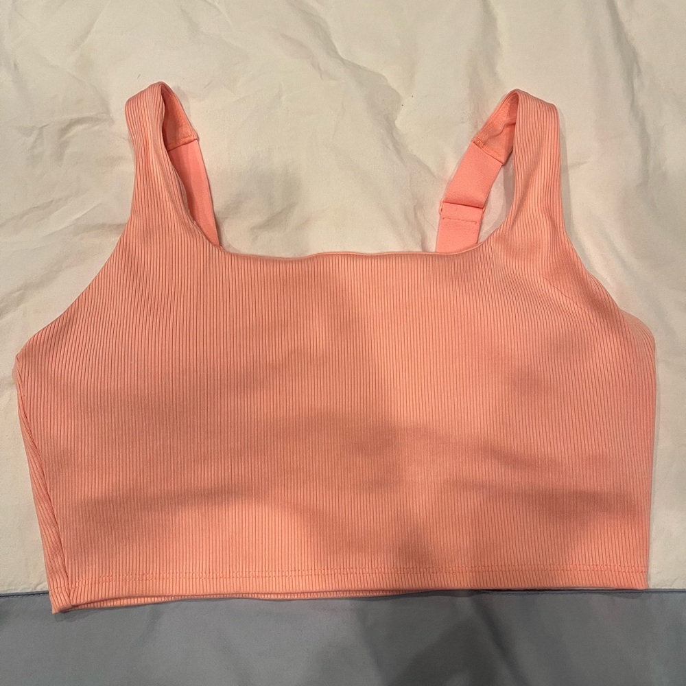 GapFit Squareneck Sports Bra